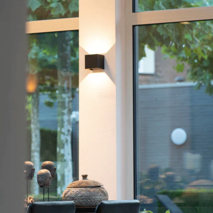Modern Wall Sconce | Elegant