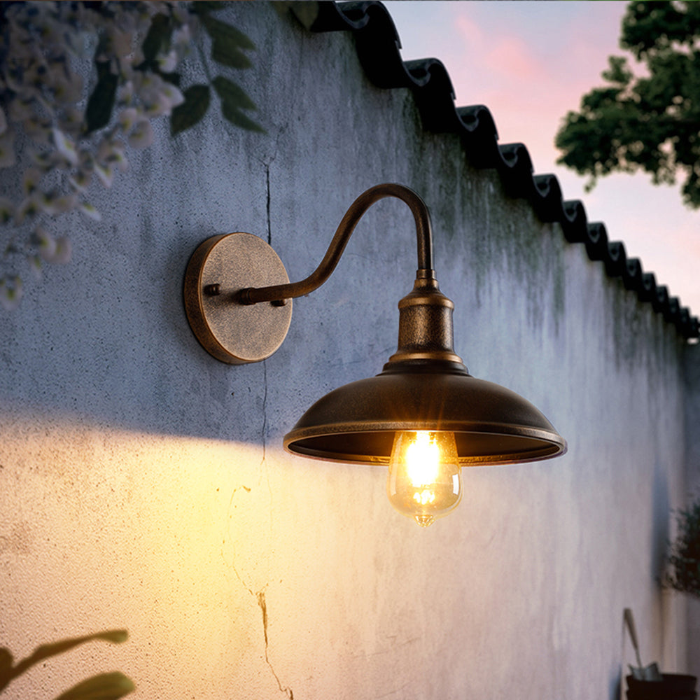 Rustic Outdoor Wall Lamp – Warm LED Illumination