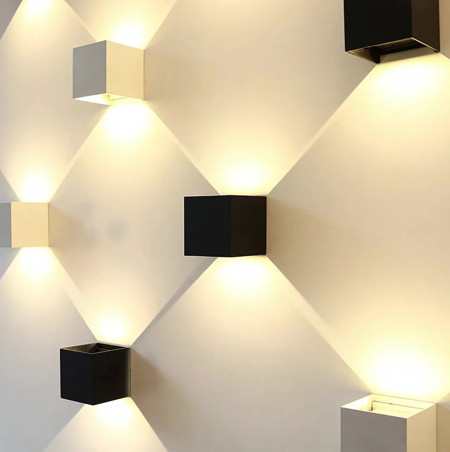 Modern Wall Sconce | Elegant