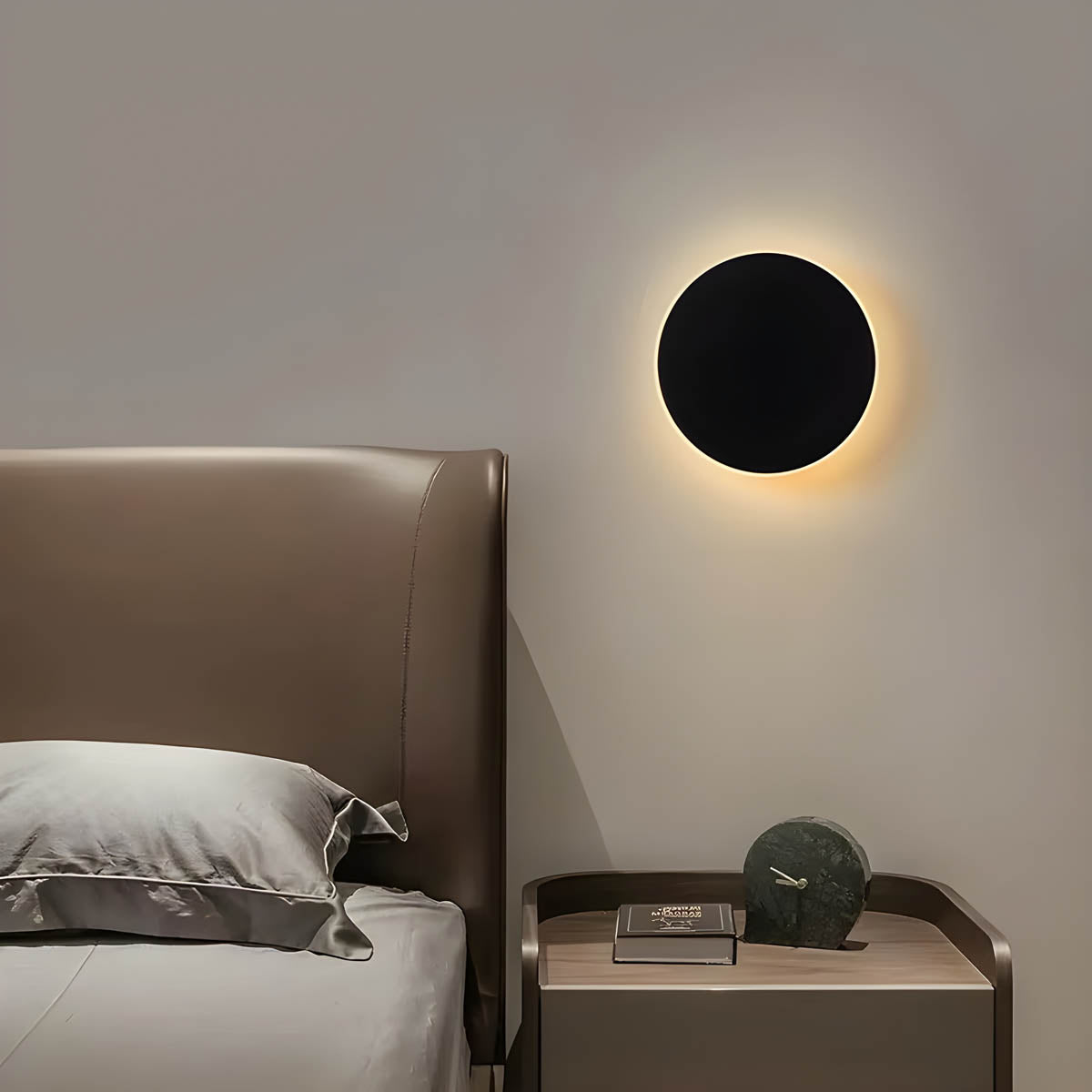 Slim, Stylish and Atmospheric Wall Lamp