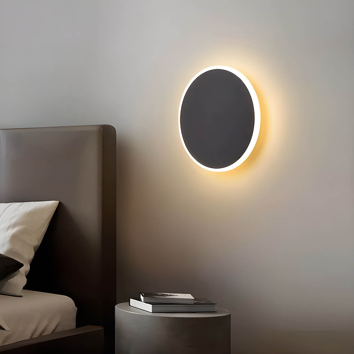 Slim, Stylish and Atmospheric Wall Lamp