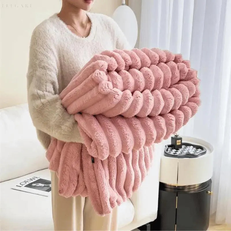 Luxyecs | Plush & Cozy Fleece Blanket