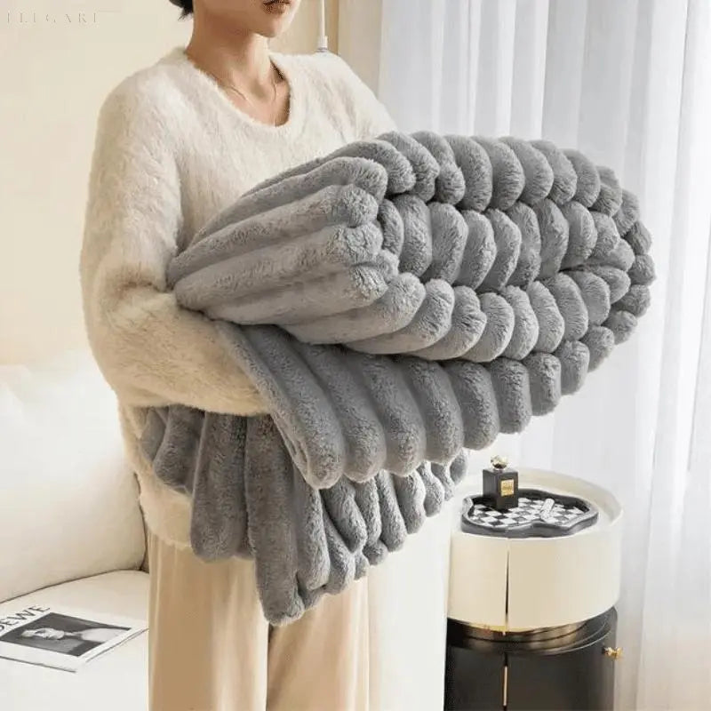 Luxyecs | Plush & Cozy Fleece Blanket