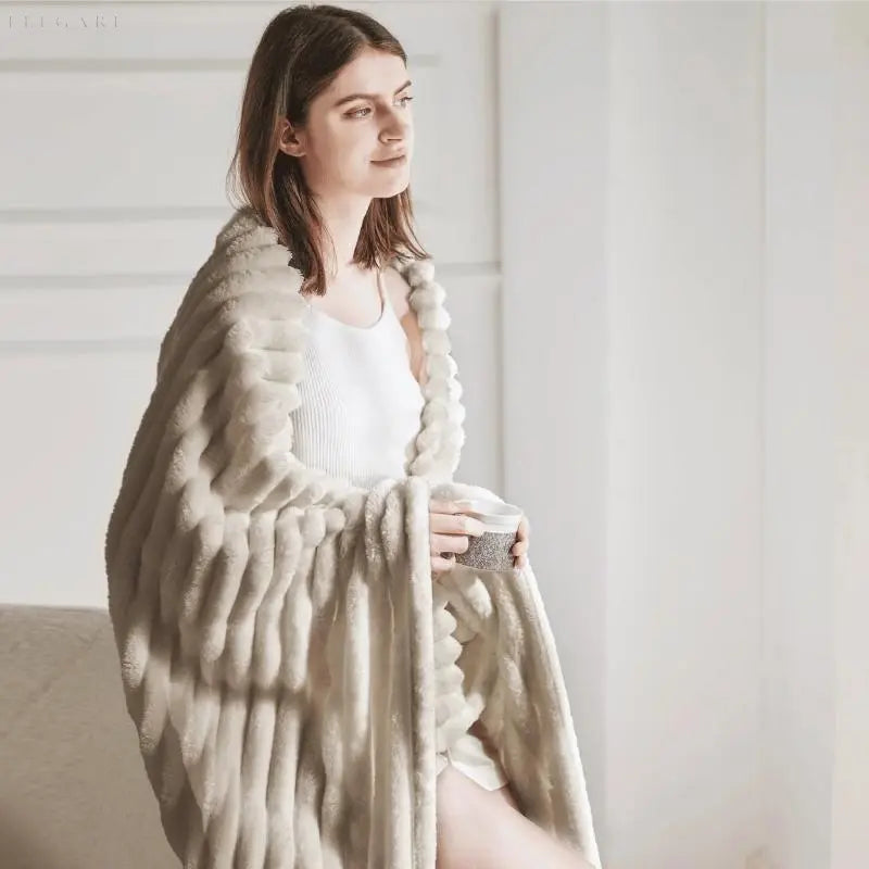 Luxyecs | Plush & Cozy Fleece Blanket
