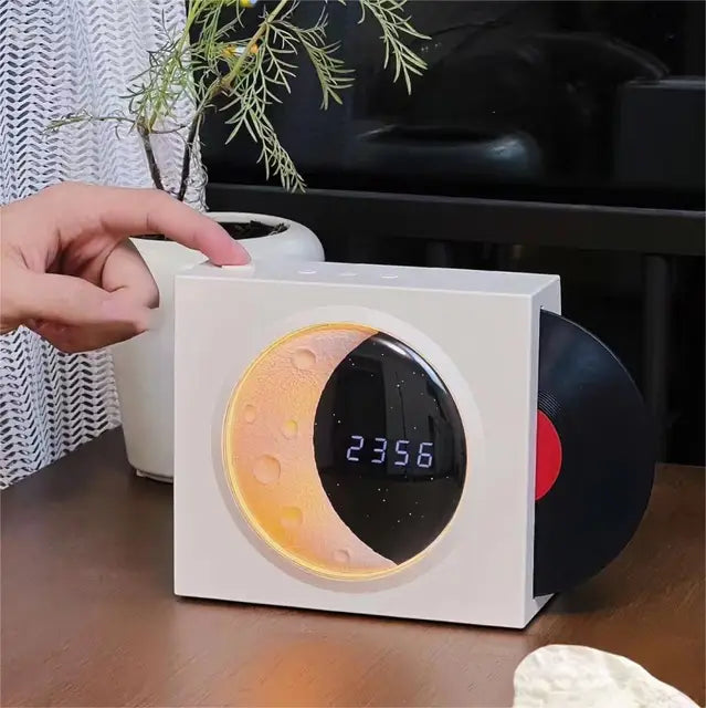 Moon Lamp with Music and LED Night Light – Atmospheric Lighting with Bluetooth Speaker