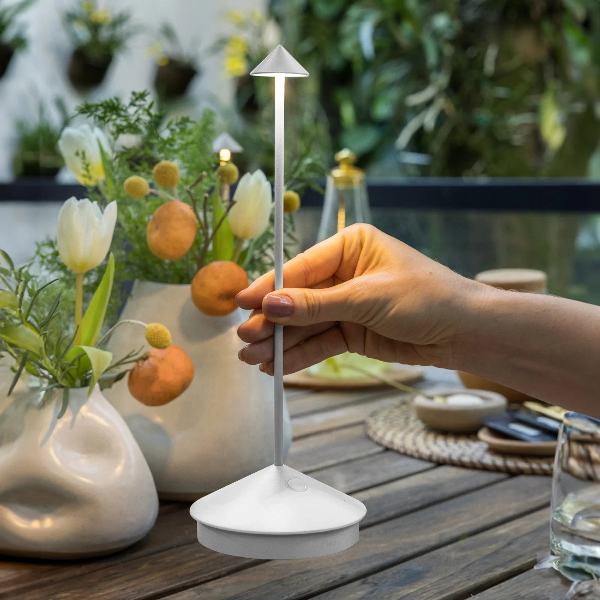 Rechargeable Wireless LED Table Lamp