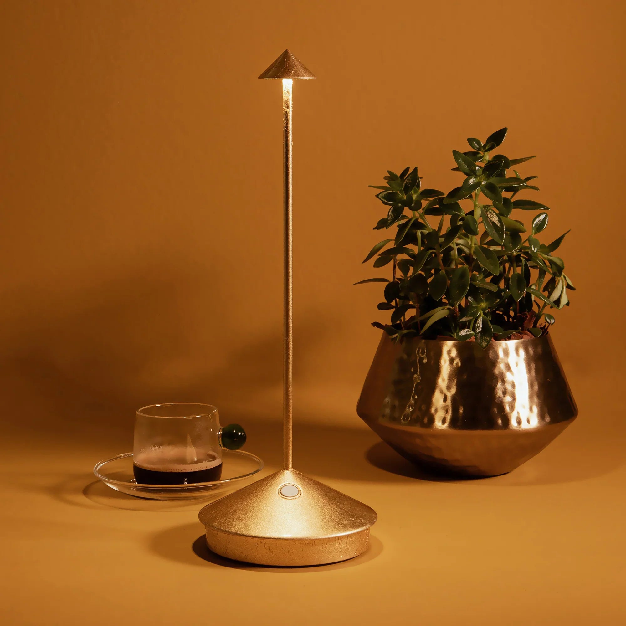 Rechargeable Wireless LED Table Lamp