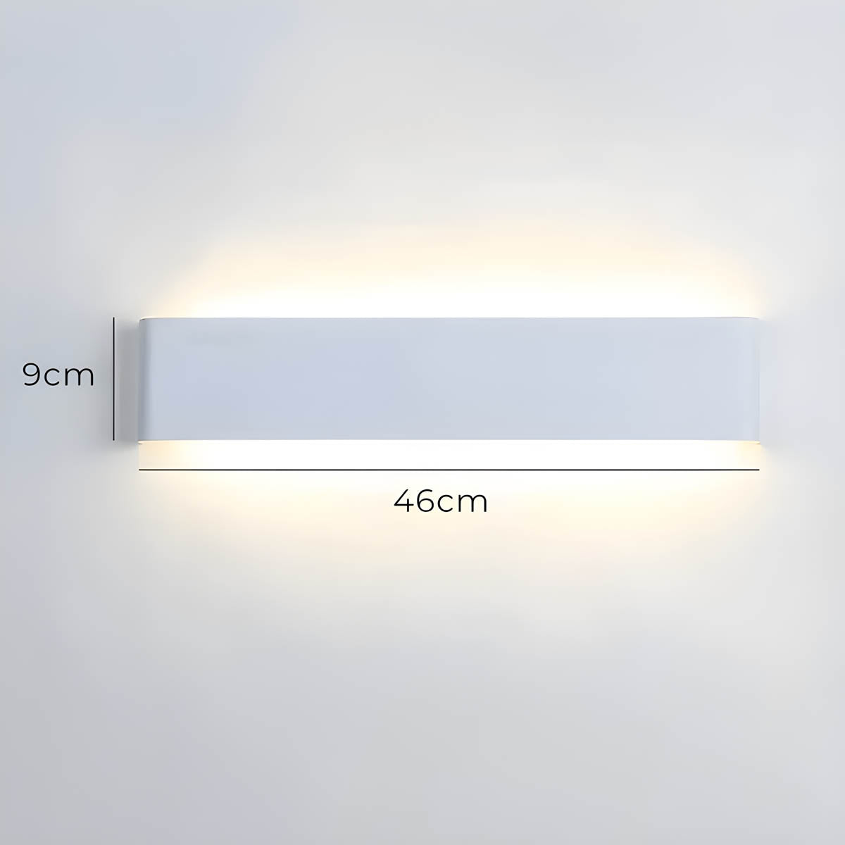 Elegant, Timeless, and Versatile Wall Lamp