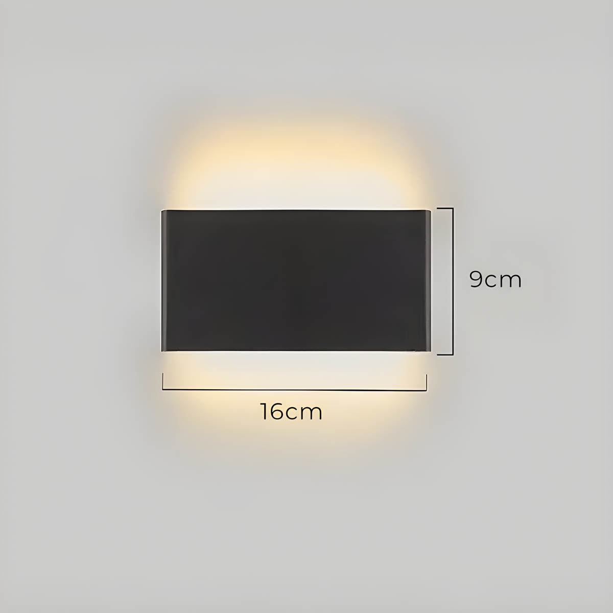Elegant, Timeless, and Versatile Wall Lamp