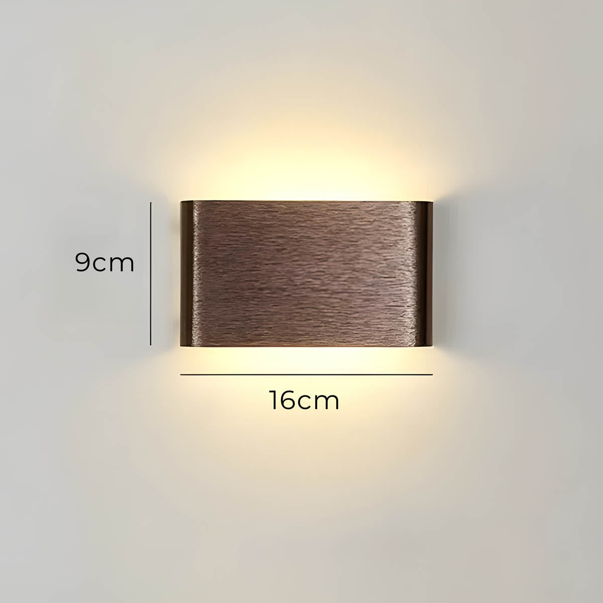 Elegant, Timeless, and Versatile Wall Lamp