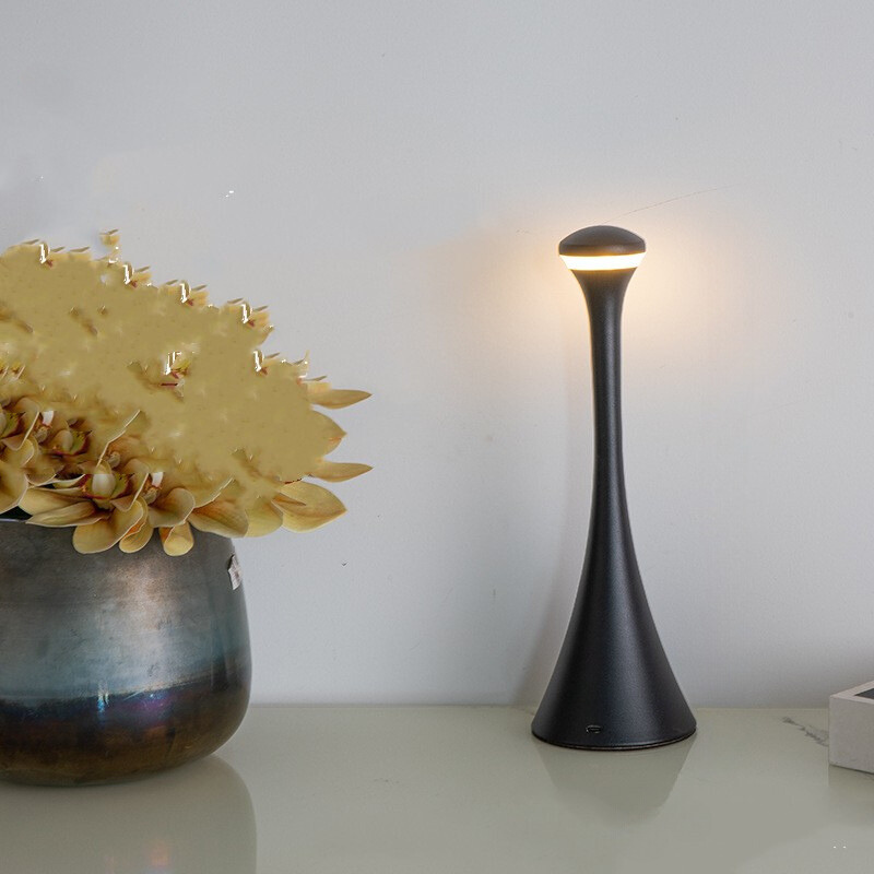 Modern Rechargeable Table Lamp - Elegant and Wireless | ModernGlow