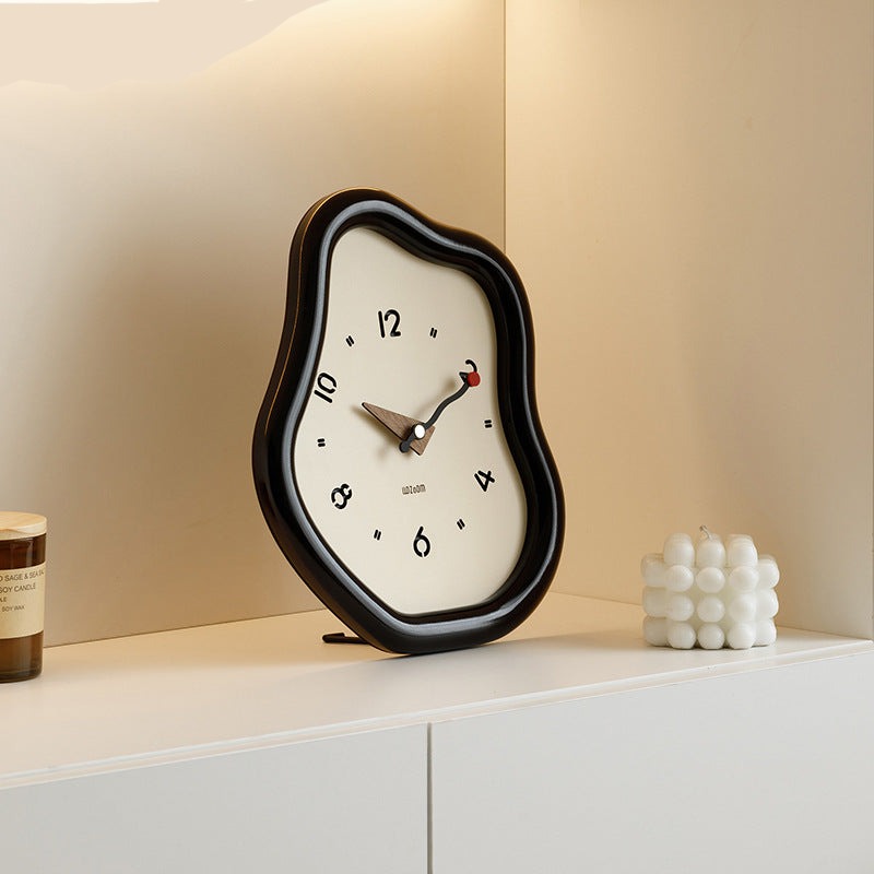 Distorted 3D Table Clock | Unique Timepiece for Lounge and Living Room