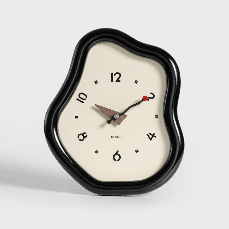 Distorted 3D Table Clock | Unique Timepiece for Lounge and Living Room