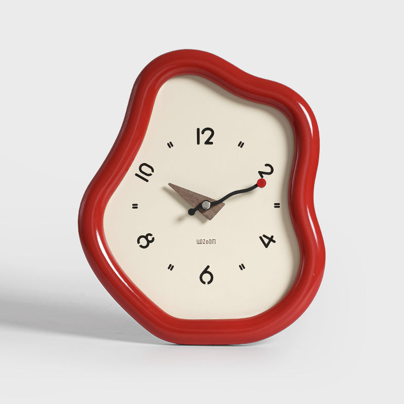 Distorted 3D Table Clock | Unique Timepiece for Lounge and Living Room