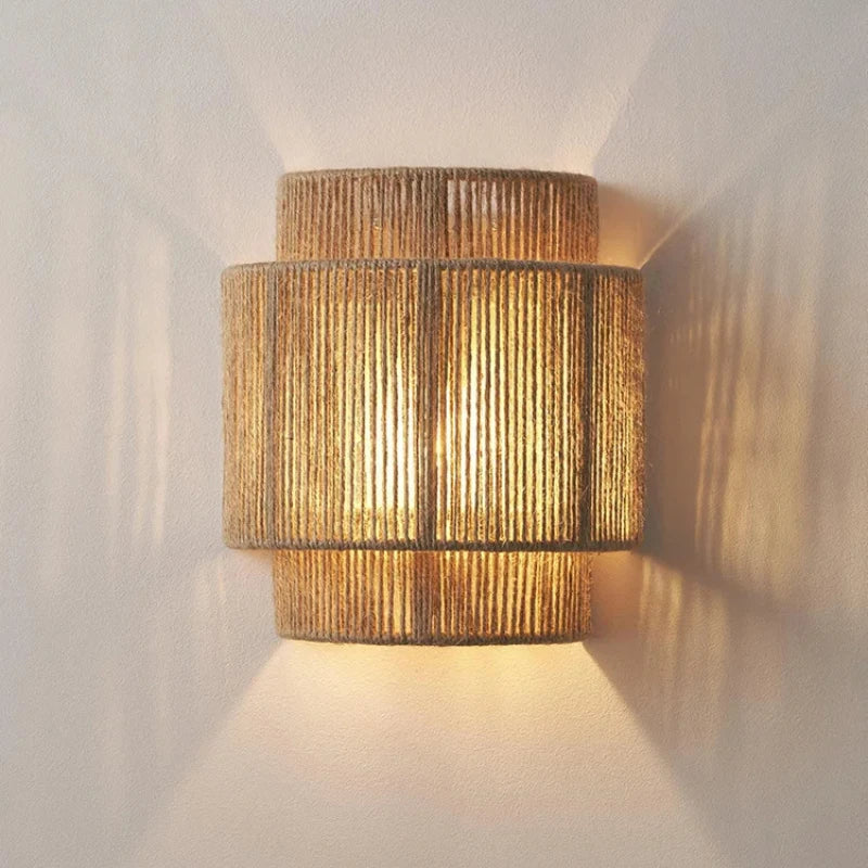 Woven Rattan Bedside Wall Lamp – Warm Vintage Elegance