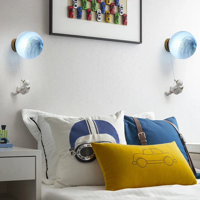 Astronaut Wall-Mounted Kids’ Bedside Lamp