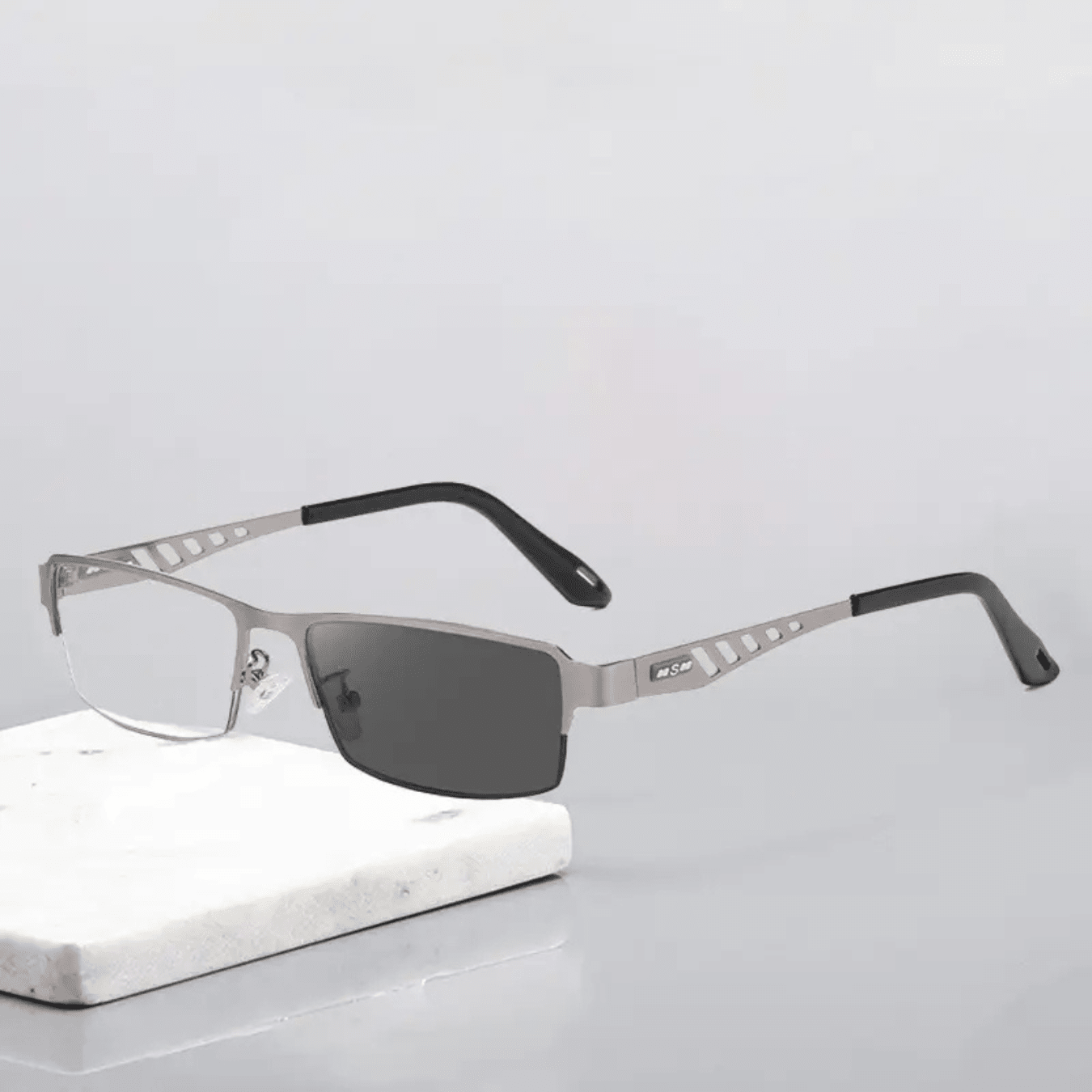 Anti Fog Reading Glasses | Clear Vision Eyewear - Luxyecs