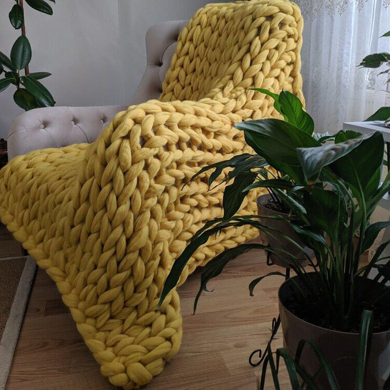 Chunky Knit Blanket | Soft and Cozy Oversized Throw for Home
