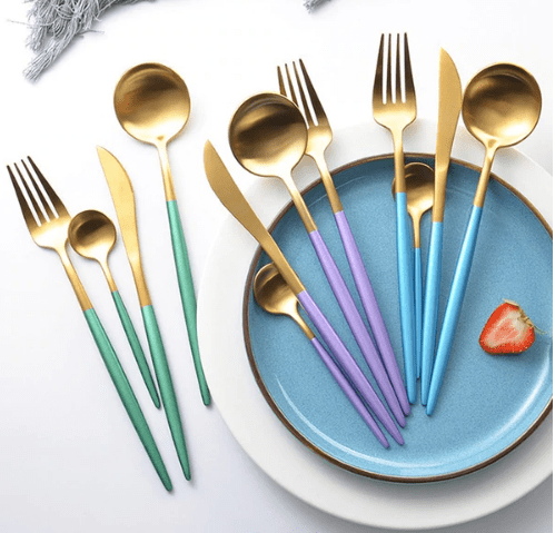 Cutlery Set | 24-Piece Stainless Steel Cutlery Collection in Gold and Silver