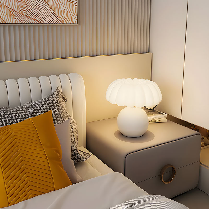Modern Minimalist Ceramic Bedside Lamp – Stylish & Functional Lighting