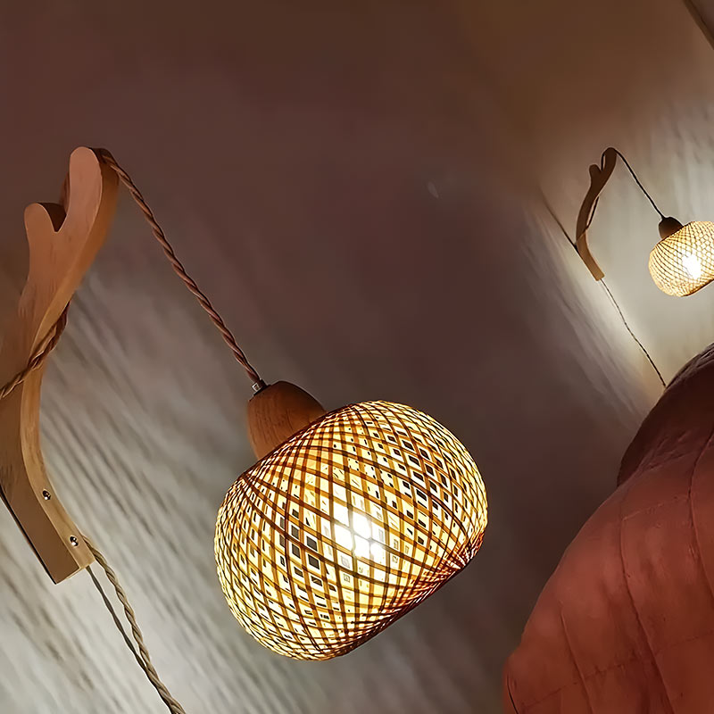 Bohemian Rattan Hanging Bedside Lamp – Natural & Elegant Lighting