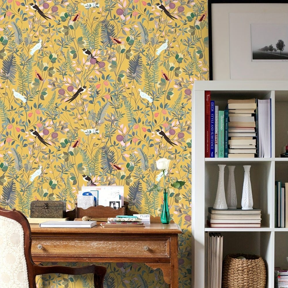 Retro Wallpaper | Stylish Golden Wallpaper Leaf Motifs with Timeless Elegance - Luxyecs