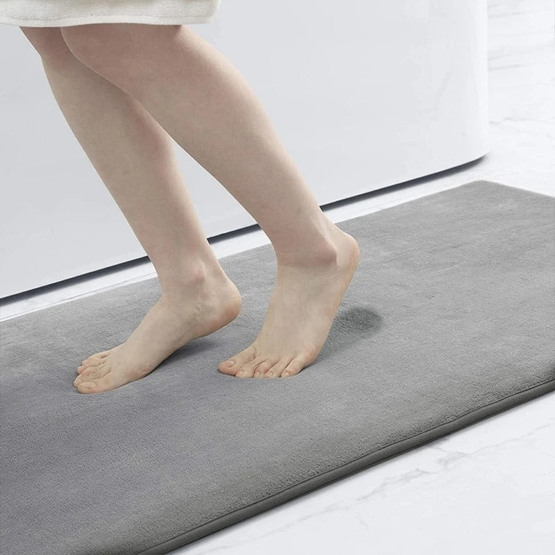 Super Absorbent Velvet Bath Mat | Anti-Slip, Quick-Dry Bathroom Rug