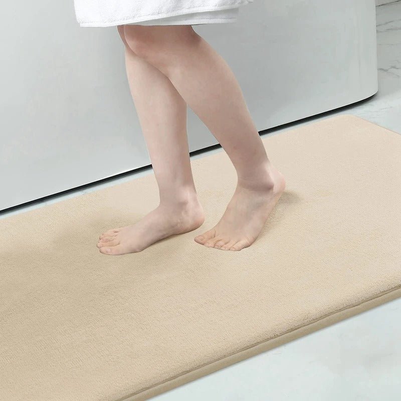 Super Absorbent Velvet Bath Mat | Anti-Slip, Quick-Dry Bathroom Rug