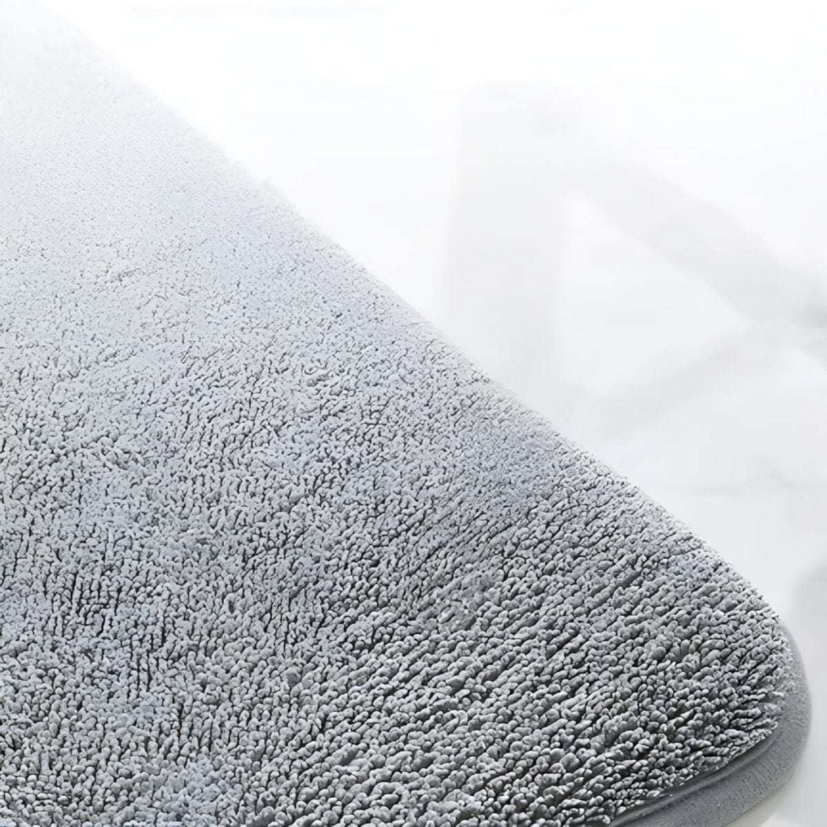 Super Absorbent Velvet Bath Mat | Anti-Slip, Quick-Dry Bathroom Rug