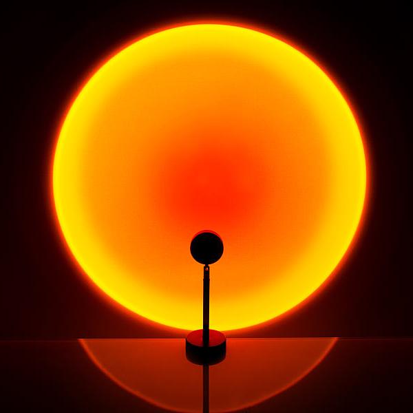Sunset Projection Lamp – Modern Ambient Mood Light