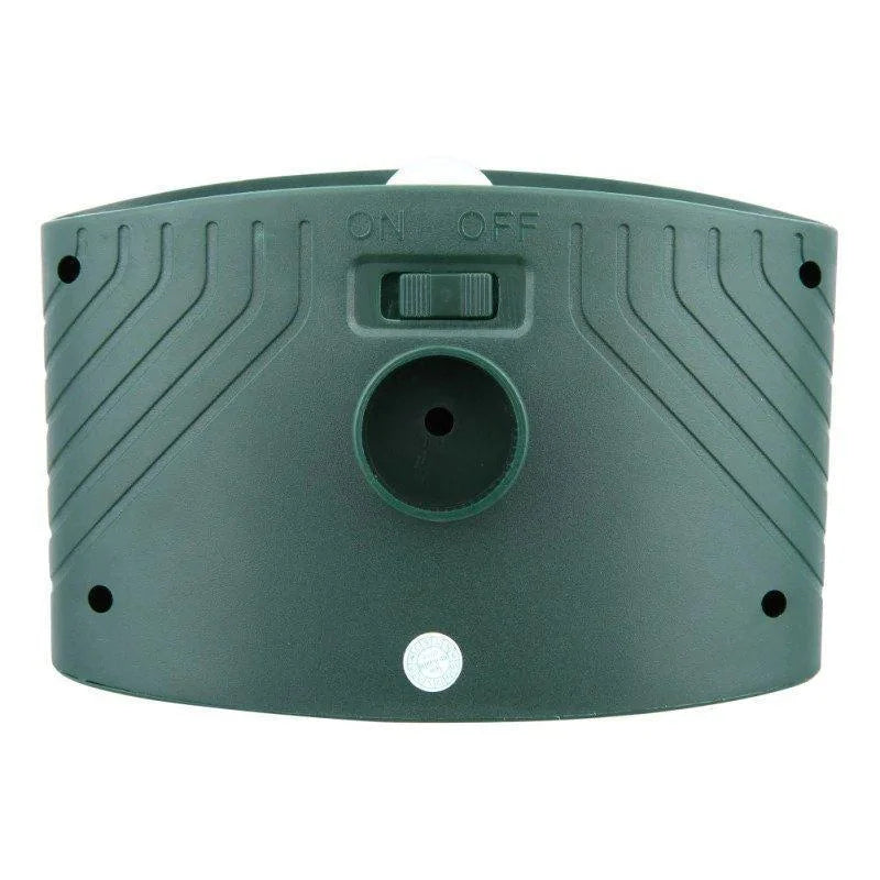 Luxyecs | Ultrasonic Deer Repeller Pack of 4 – Solar-Powered Pest Control for Effective Deer Deterrence in 48 Hours