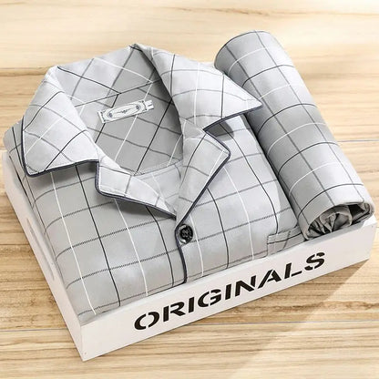 Men’s Lightweight Pajama Set – Stylish Feather Pattern Sleepwear