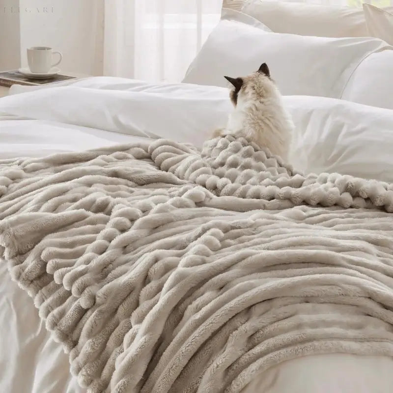 Luxyecs | Plush & Cozy Fleece Blanket