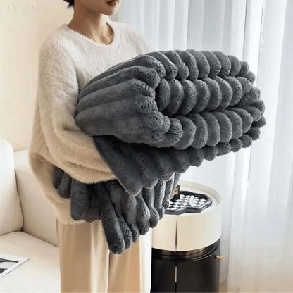 Luxyecs | Plush & Cozy Fleece Blanket