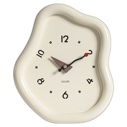 Distorted 3D Table Clock | Unique Timepiece for Lounge and Living Room