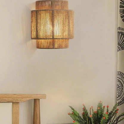 Woven Rattan Bedside Wall Lamp – Warm Vintage Elegance