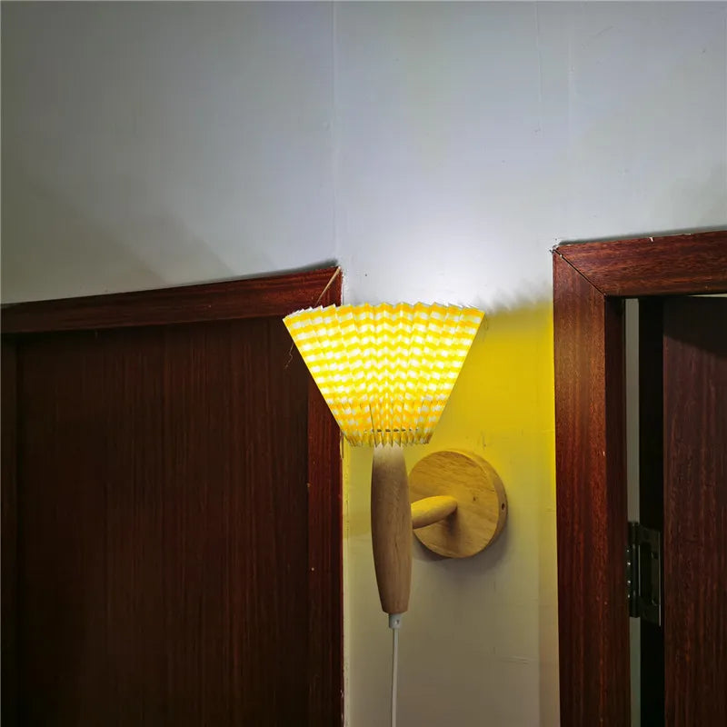 Petal Lamp | Nordic Style Wooden Wall Sconce with Pleated Design