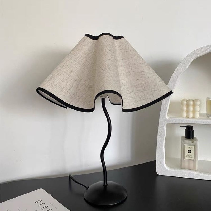 Wavy Table Lamp