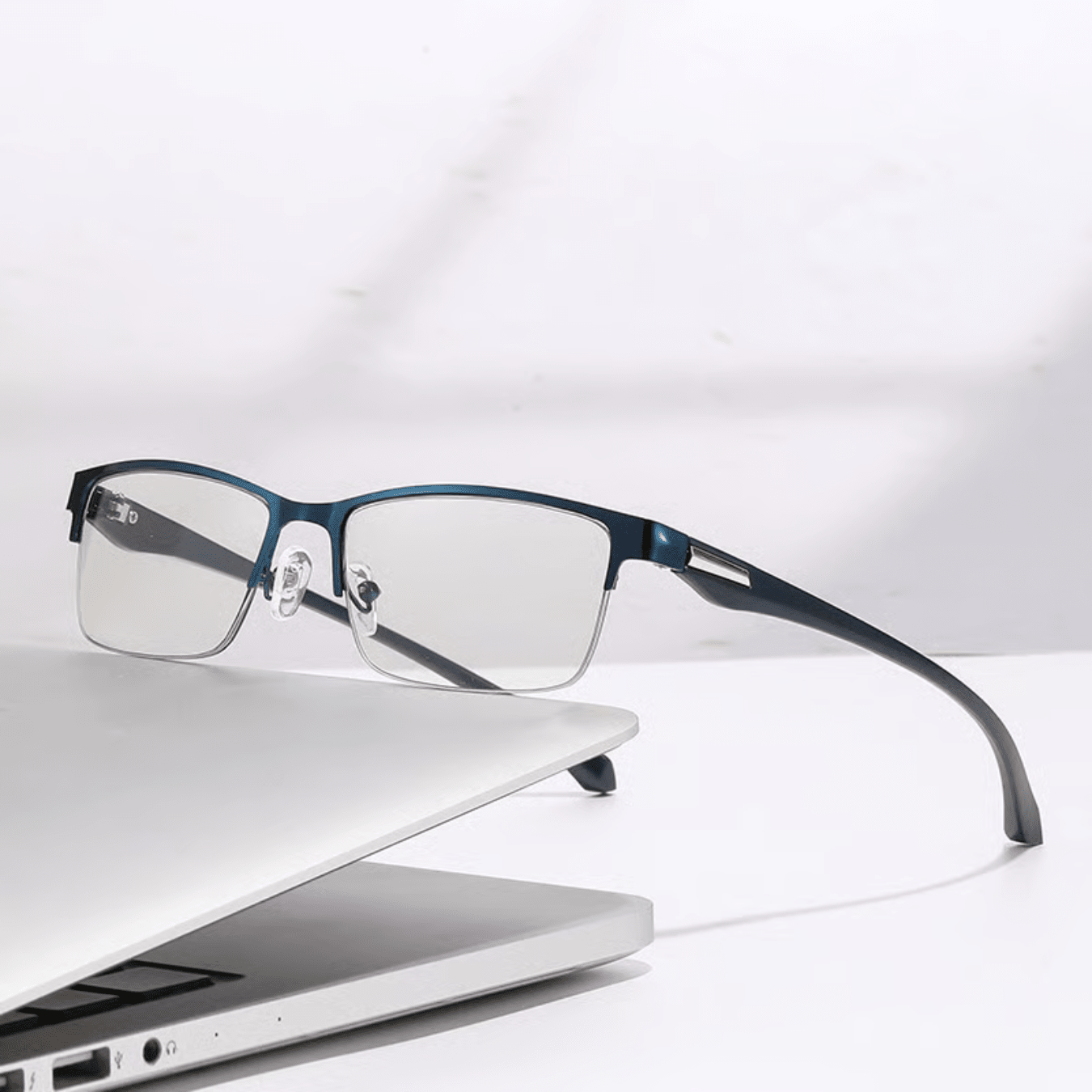 Anti Fog Reading Glasses | Clear Vision Eyewear - Luxyecs