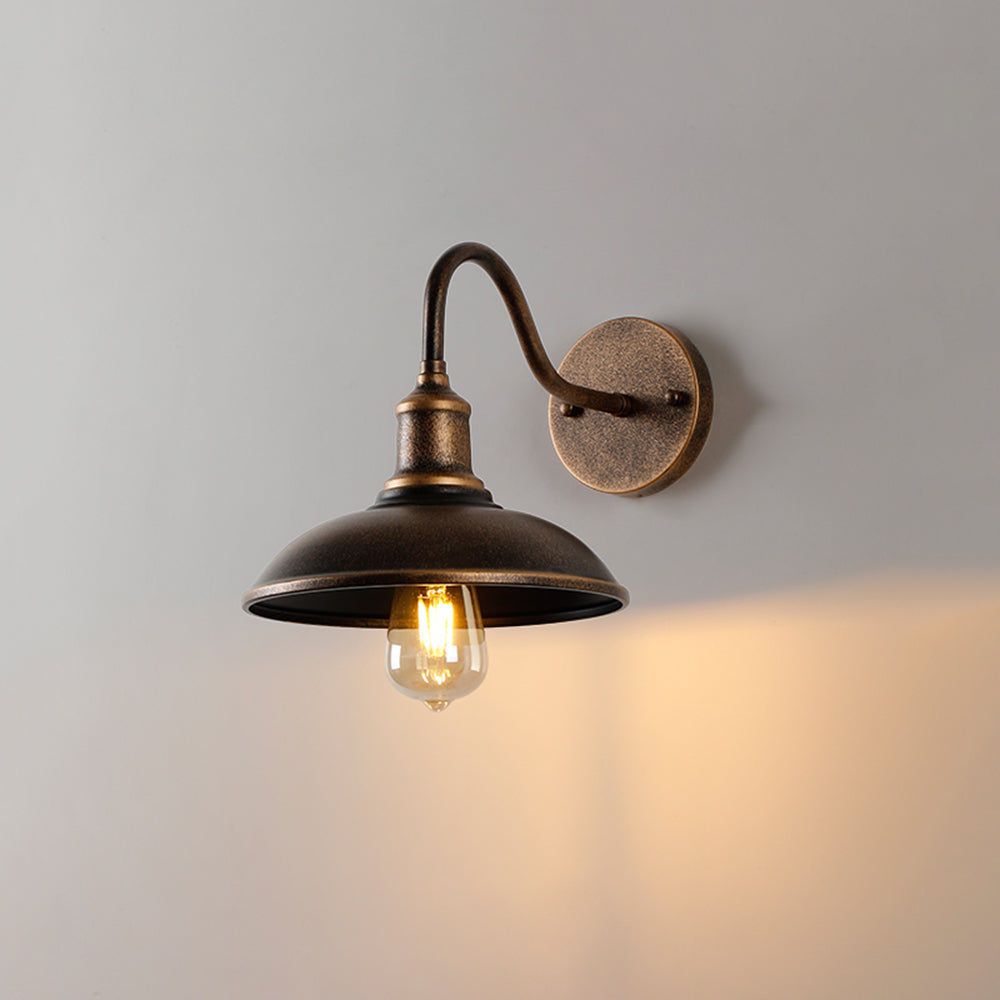 Rustic Outdoor Wall Lamp – Warm LED Illumination
