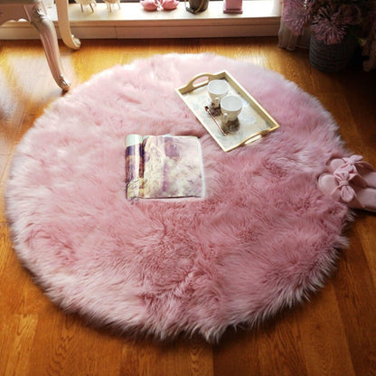 Faux Fur Round Area Rug | Soft and Plush Sheepskin Style Rug for Living Room