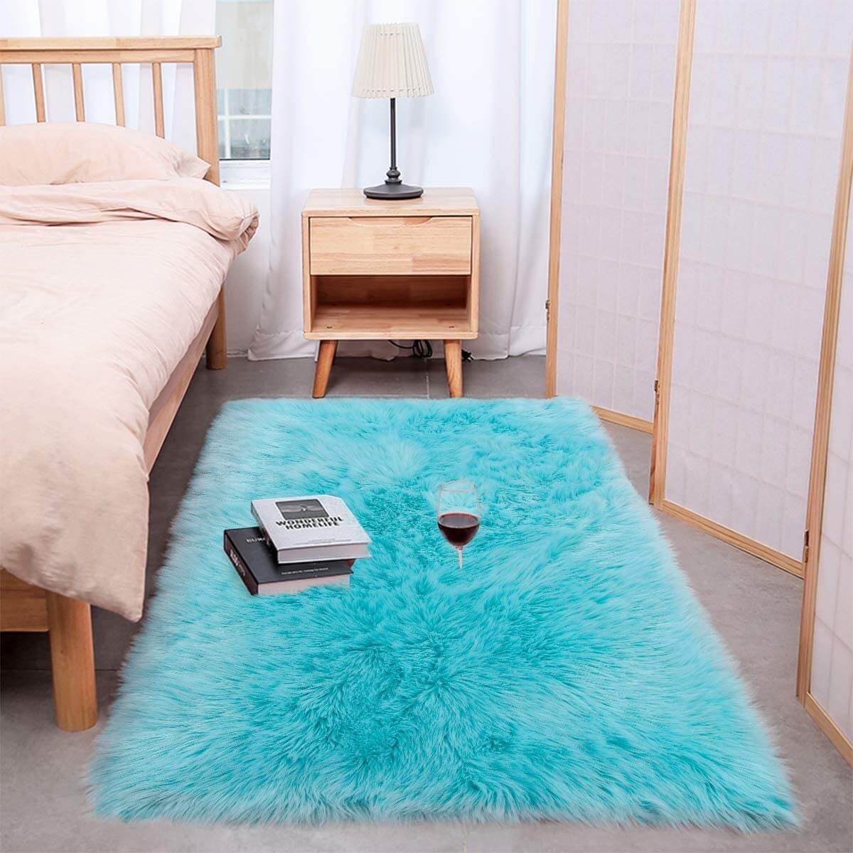 Faux Fur Round Area Rug | Soft and Plush Sheepskin Style Rug for Living Room
