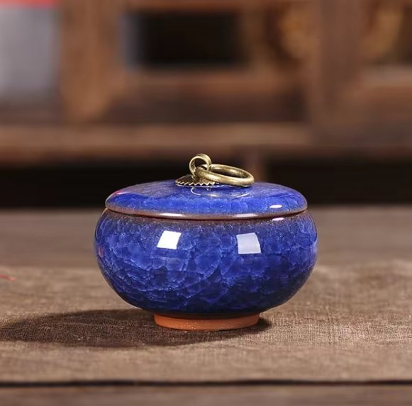 Small Pet Urn | Beautiful Memorial Keepsake for Loved Companions