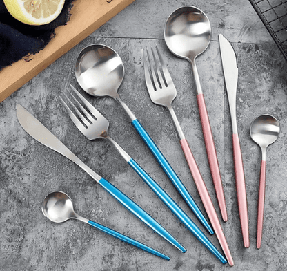 Cutlery Set | 24-Piece Stainless Steel Cutlery Collection in Gold and Silver