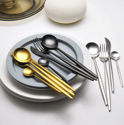 Cutlery Set | 24-Piece Stainless Steel Cutlery Collection in Gold and Silver
