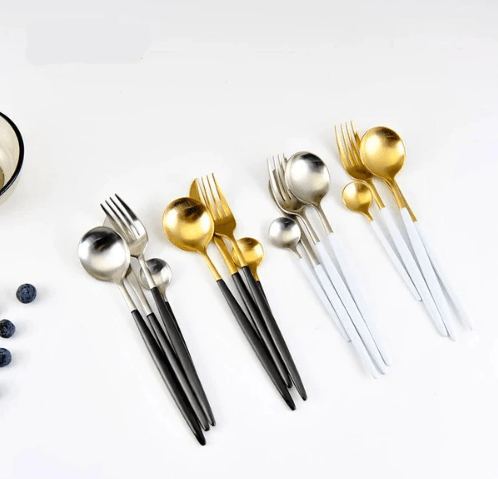 Cutlery Set | 24-Piece Stainless Steel Cutlery Collection in Gold and Silver