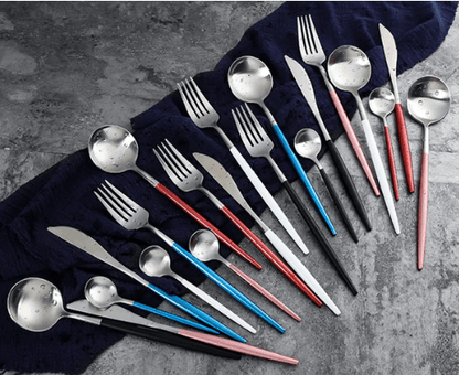 Cutlery Set | 24-Piece Stainless Steel Cutlery Collection in Gold and Silver