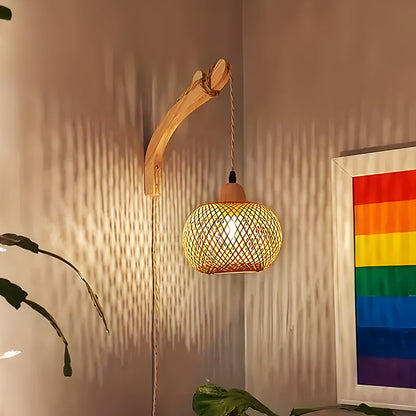 Bohemian Rattan Hanging Bedside Lamp – Natural & Elegant Lighting