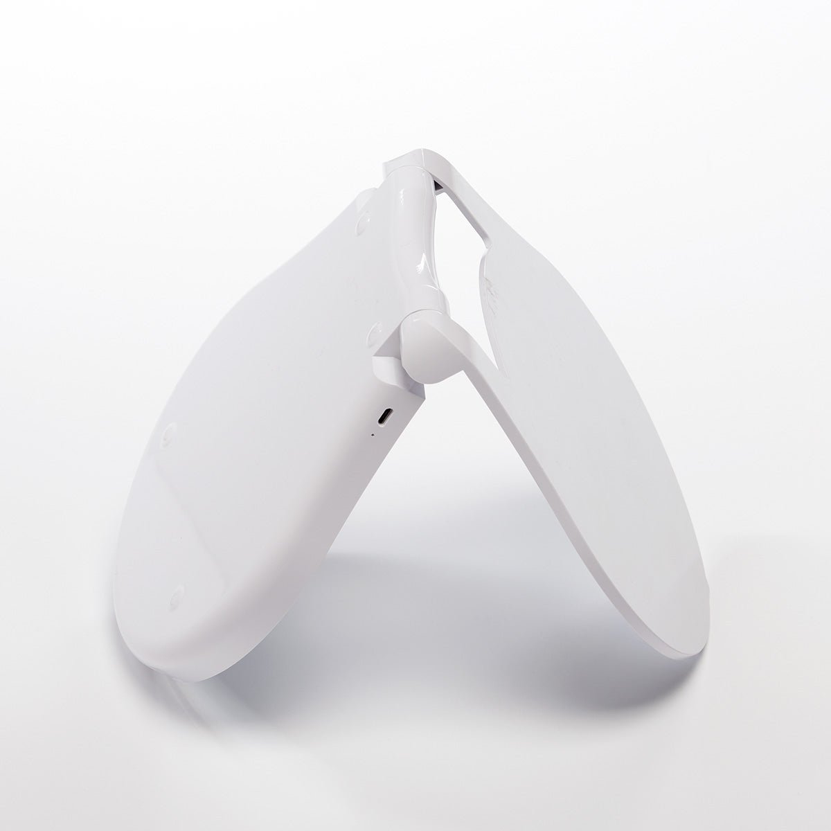 Makeup Mirror | Lighted Folding Vanity Mirror - Luxyecs