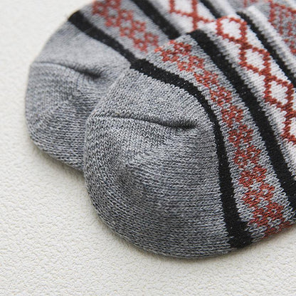 Nordic Winter Socks | Scandinavian Pattern Wool Blend - Luxyecs
